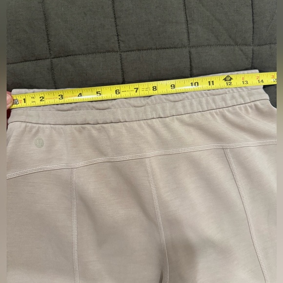 Lululemon Softstreme High Rise Pant (Regular) - Picture 5 of 6